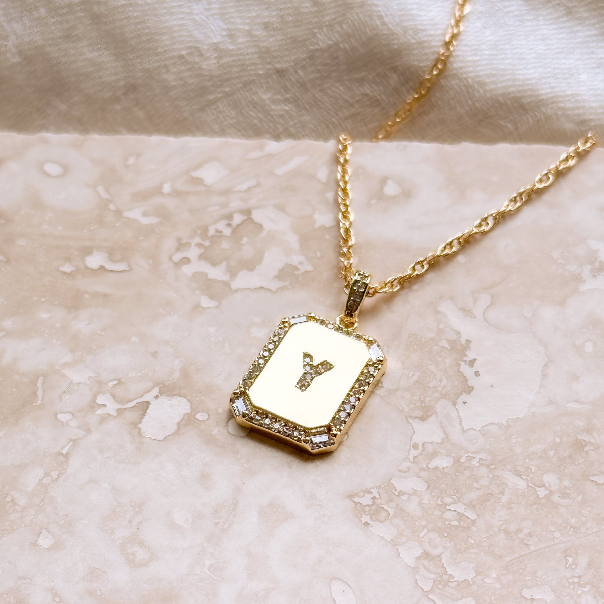 LucyKitty Gold Filled Carta Letter Pendant Ropa Chain